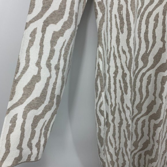 Express Dress Zebra Print Stretch Knit Long Sleeve Bodycon - Picture 5 of 11